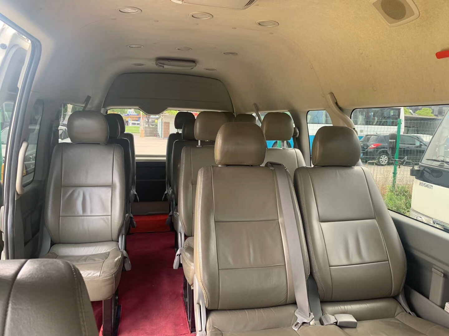 2010 Year 13 Seats gasoline  Hiace Used Mini Bus With Automatic transmission No Accident