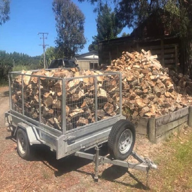 Top Quality Kiln Dried Split Firewood Kiln Dried Firewood in bags Oak fire wood