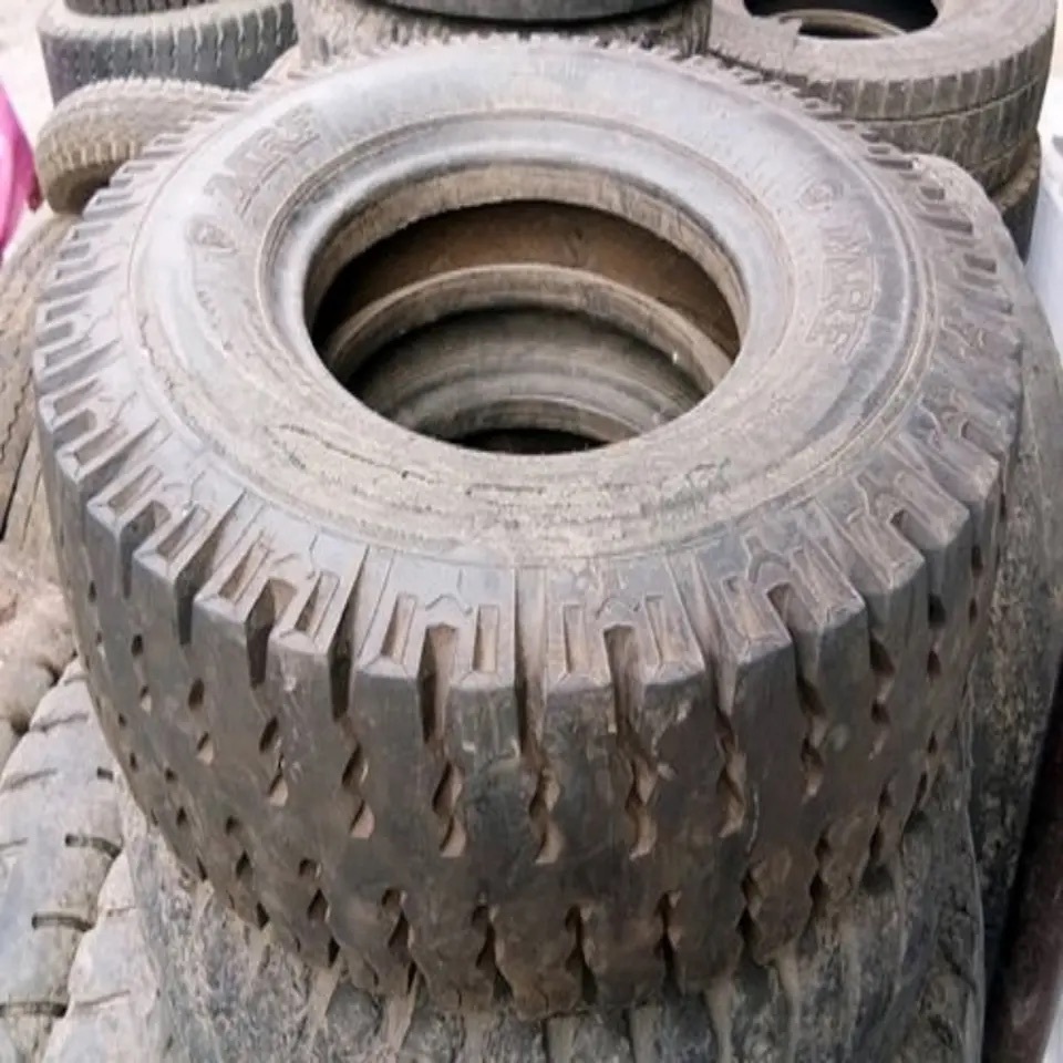 High Quality Truck Tires Brand New 2023 Brand New Genuine Prick Slip Resistant Truck Tire 295/80r22.5 Truck Tire block type