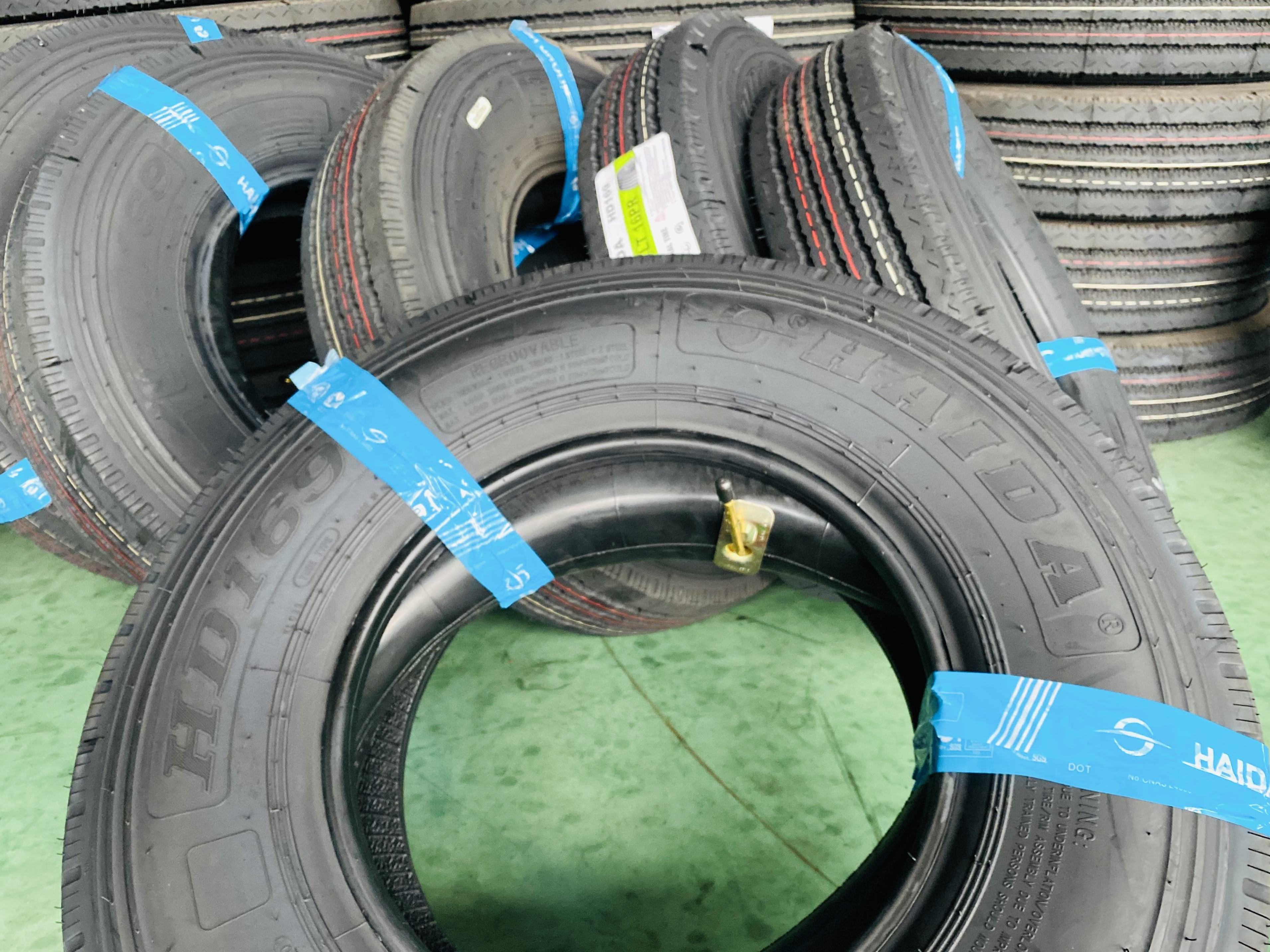 Wholesale semi truck tires 295 75 22.5 295/75r22.5 295/75/225 11r 24.5 11r 22.5 low pro commercial tires for USA