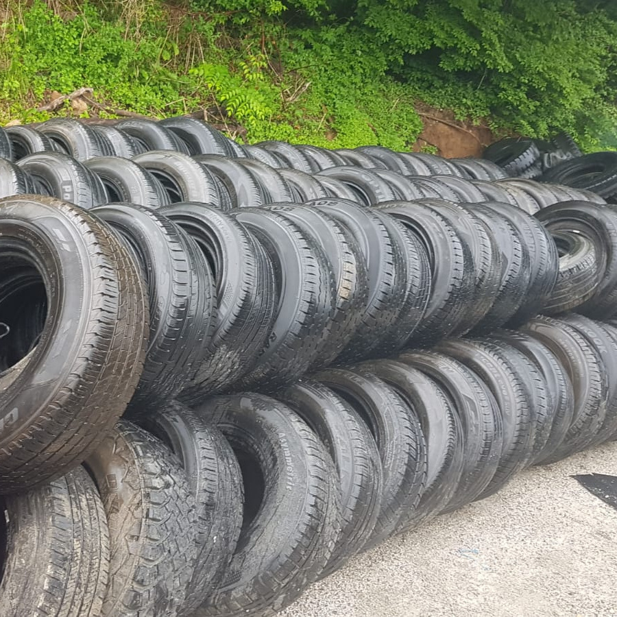 Truck Tires for Sale Solid TIRE 5 Years OEM Cheap Price Ready For Exportation