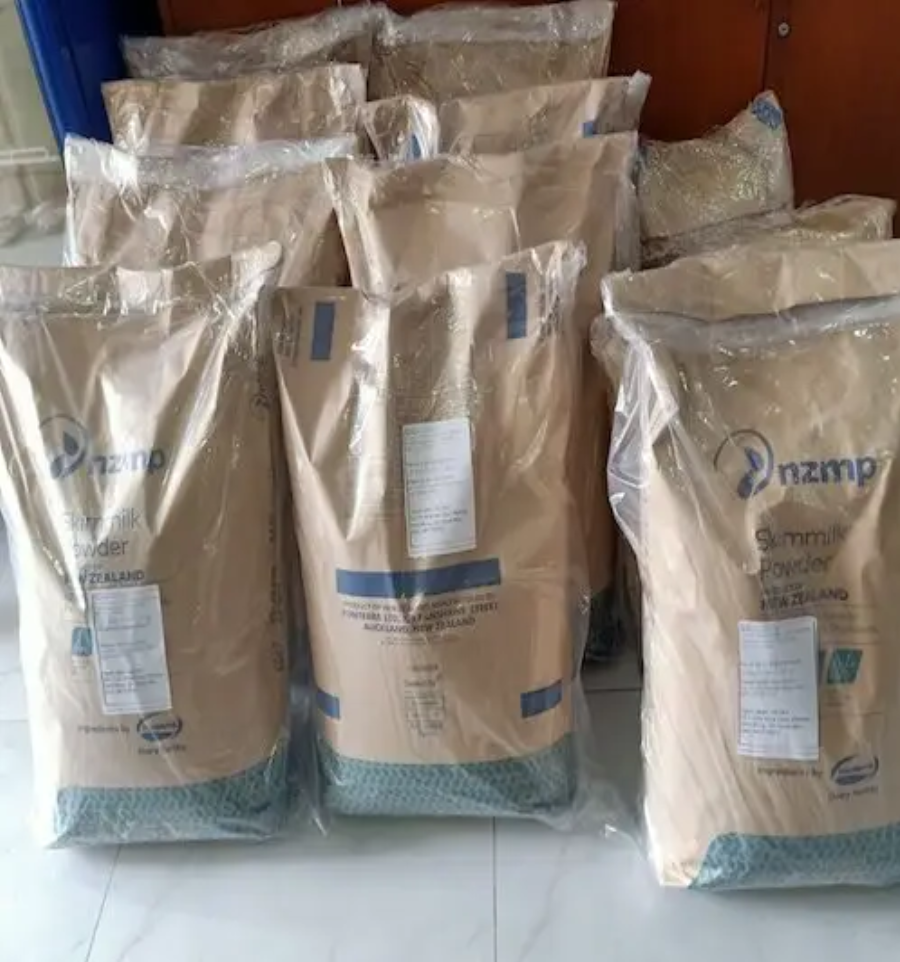 WHOLE MILK POWDER OEM size 25 Kg bag With 28% Fat/ High Quality of Milk Powder/New Zealand