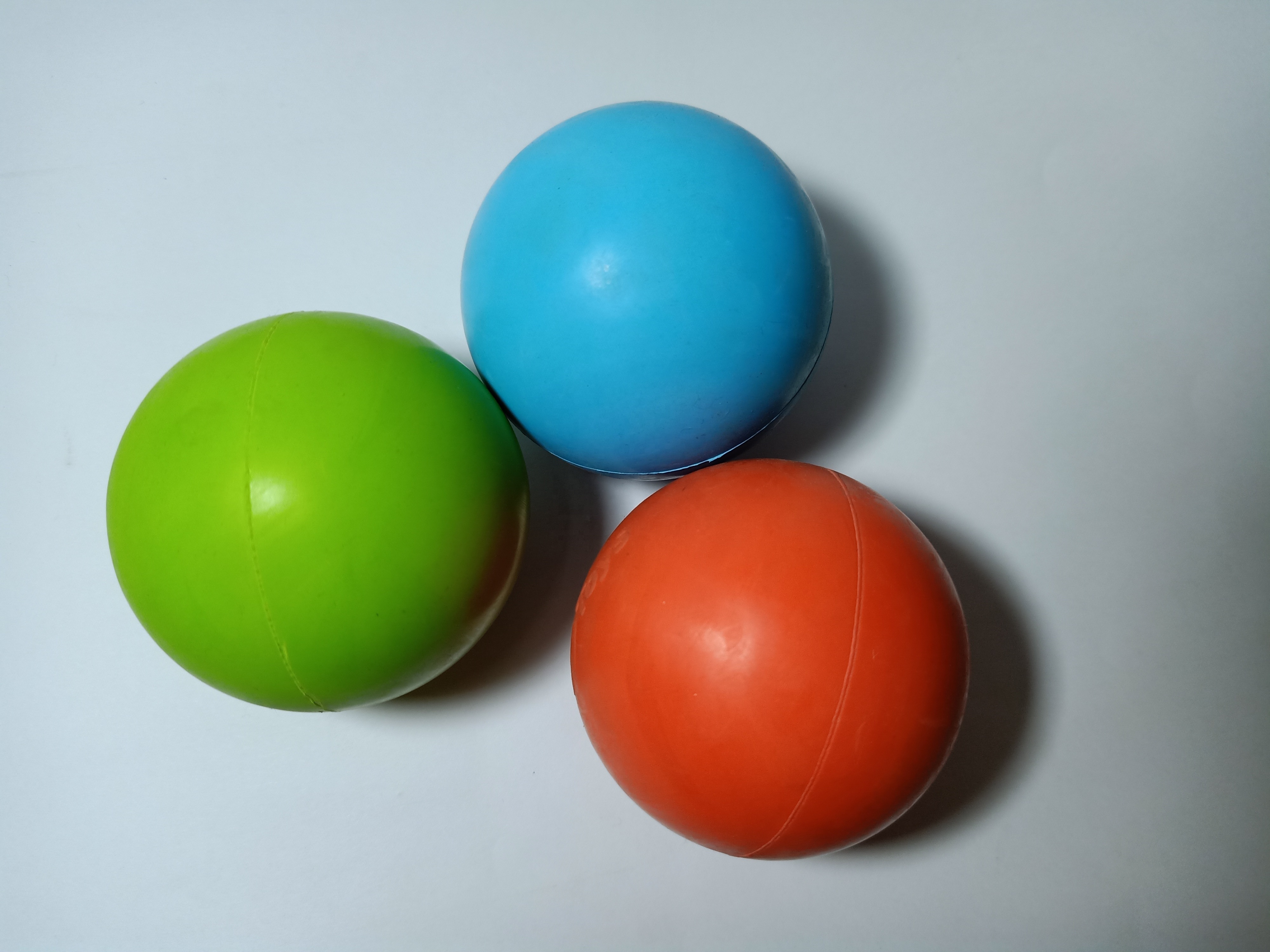 100% Superior Natural Quality Customizable Size Solid Rubber Dog Balls Super-Elastic Dog Balls for Playing Training Dogs