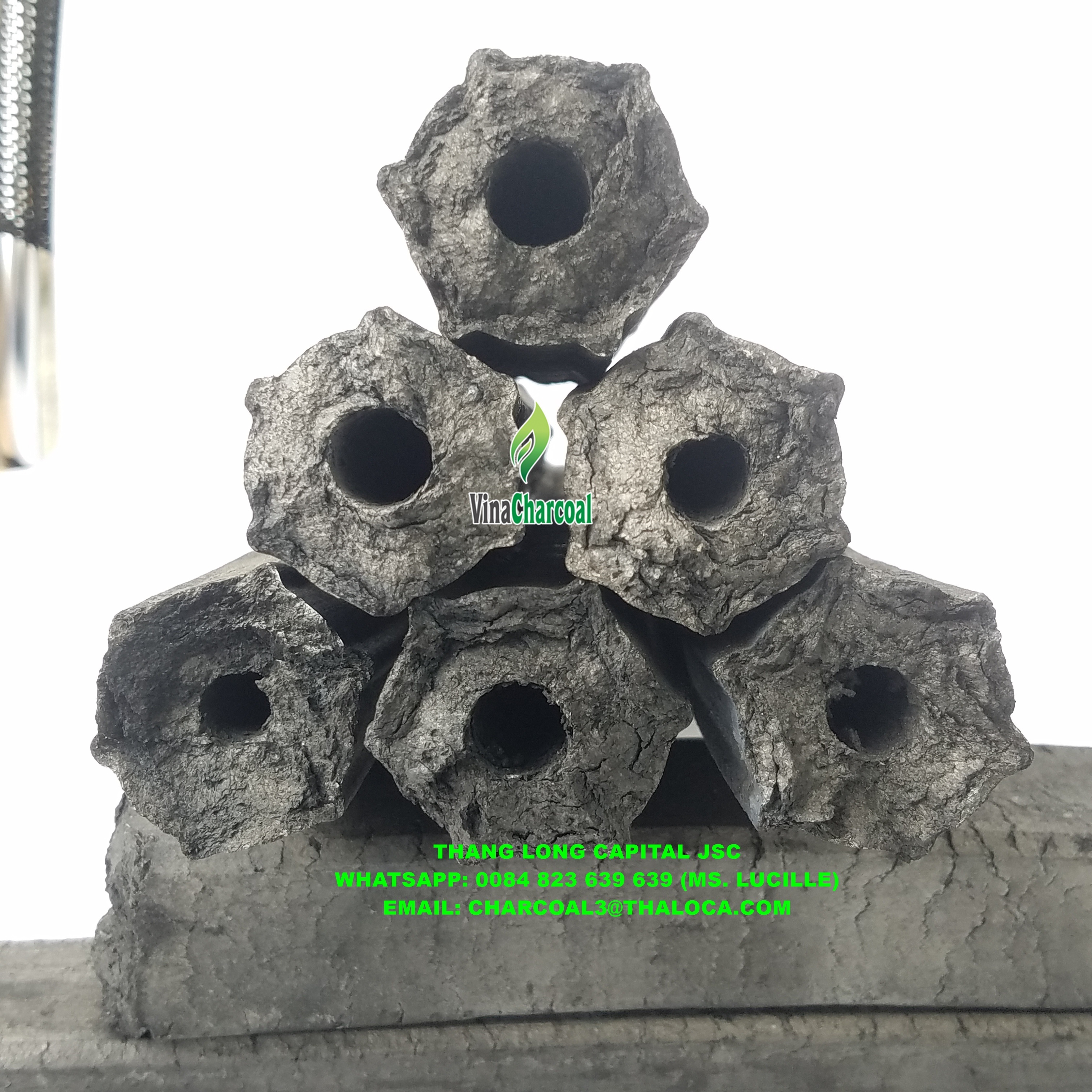 Malaysia Briquette Hardwood Sawdust Charcoal Cutting 7 Cm