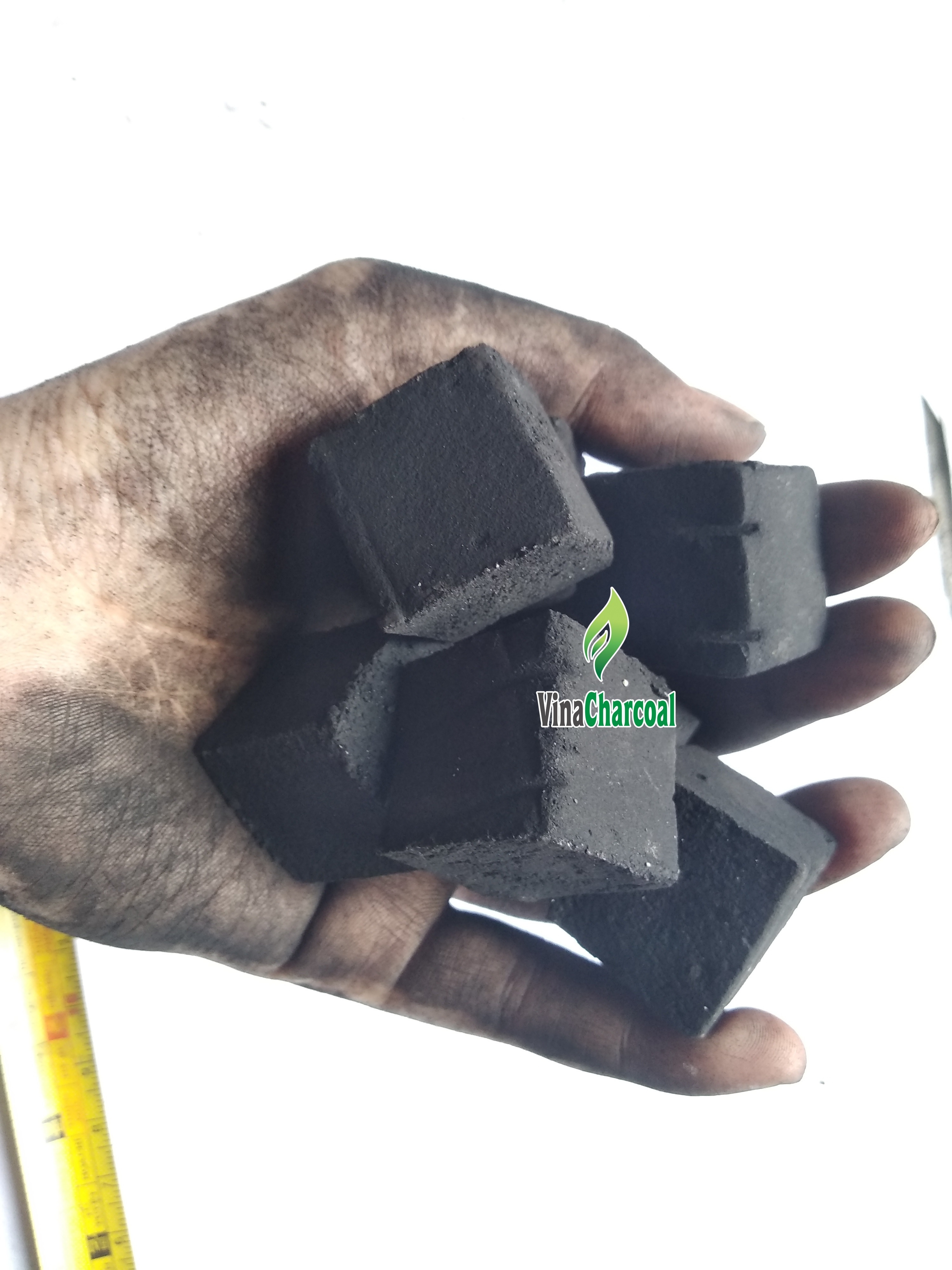 Cheap Price per Ton Shisha Hardwood Charcoal/ Coconut Charcoal/ Sawdust briquette Charcoal Vietnam Origin