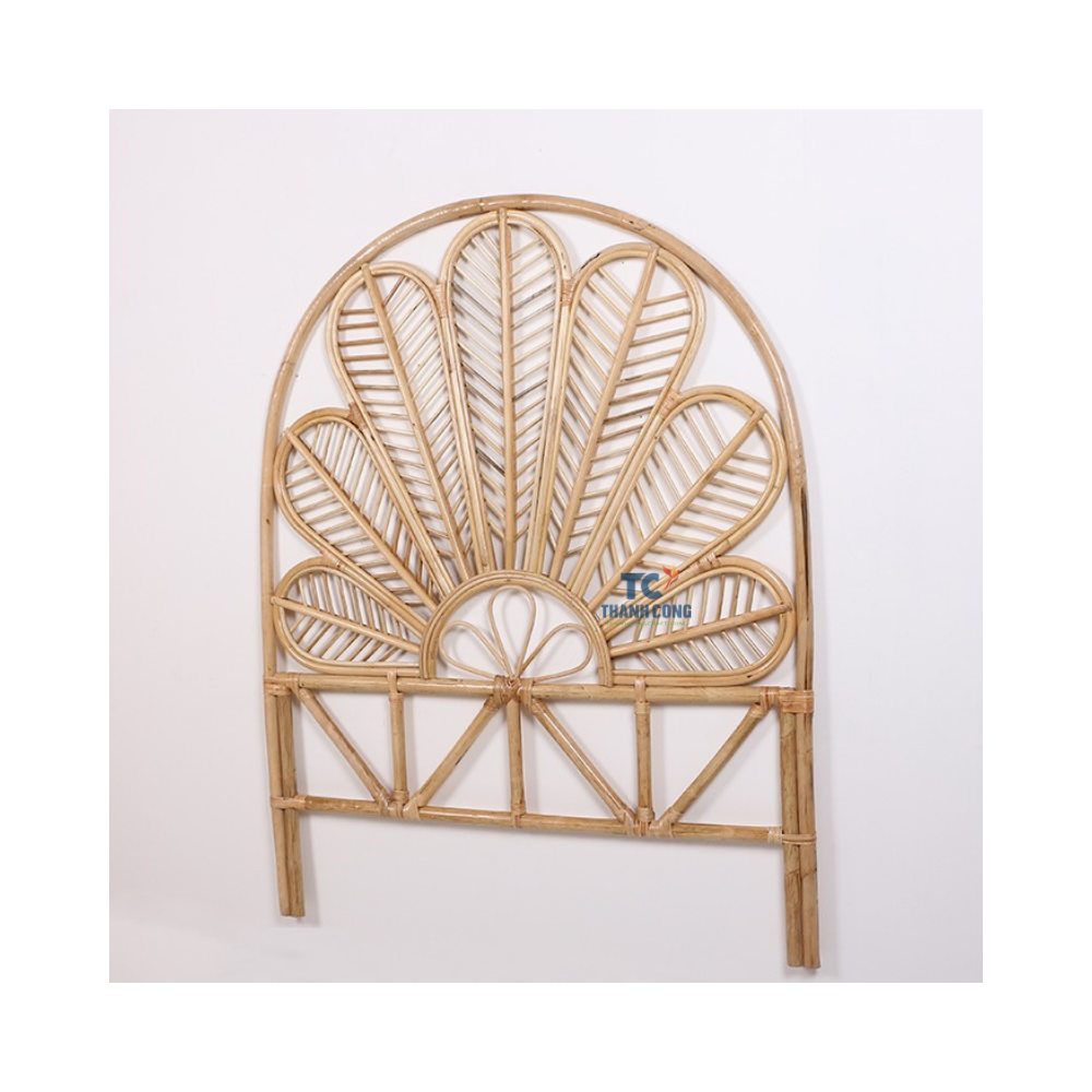 New Arrival Boho Style Decorative Bedhead Natural Rattan Flower Bedhead Handcraft for Bedroom Wholesale