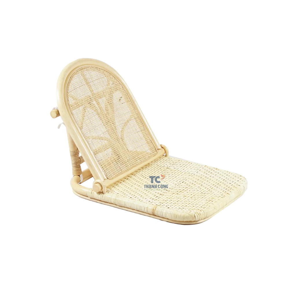 Wholesales High Quality Folding Natural Rattan Beach Chair Portable Wicker Foldable Relax Chair Foldable Beach Lounge Chair