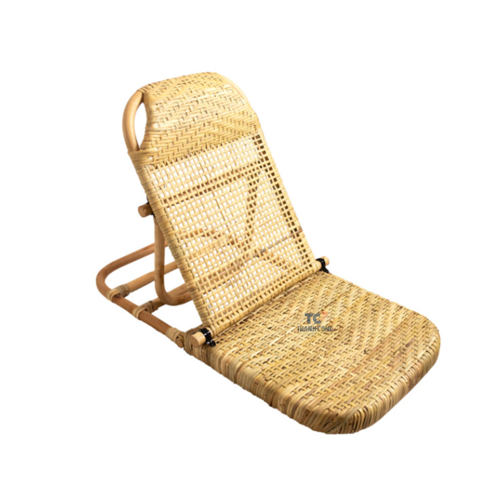 Wholesales High Quality Folding Natural Rattan Beach Chair Portable Wicker Foldable Relax Chair Foldable Beach Lounge Chair