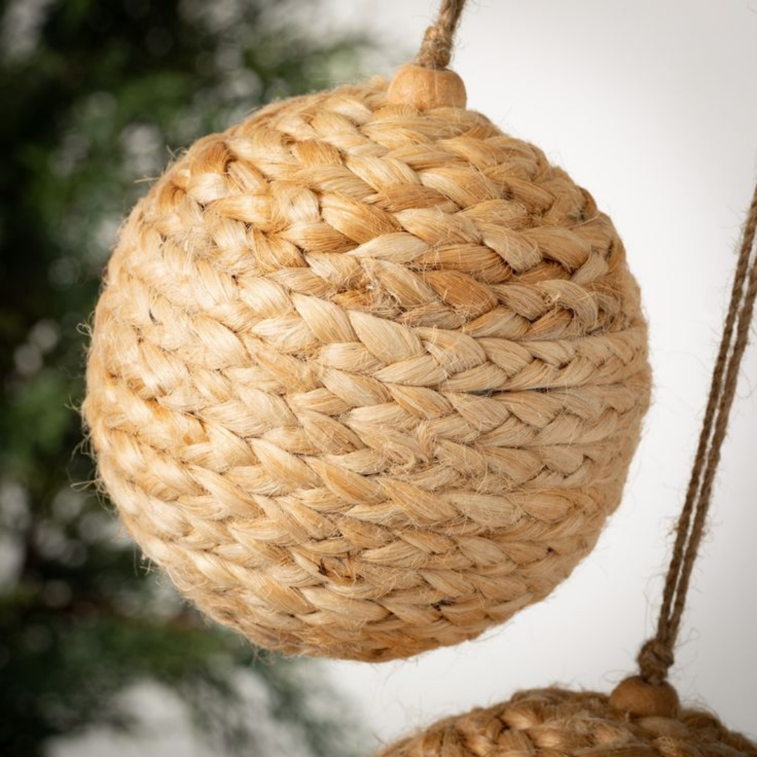 Wholesale Decoration Circles Seagrass Ball Rattan Christmas Bauble Designer Modern For Christmas Tree Decoration.