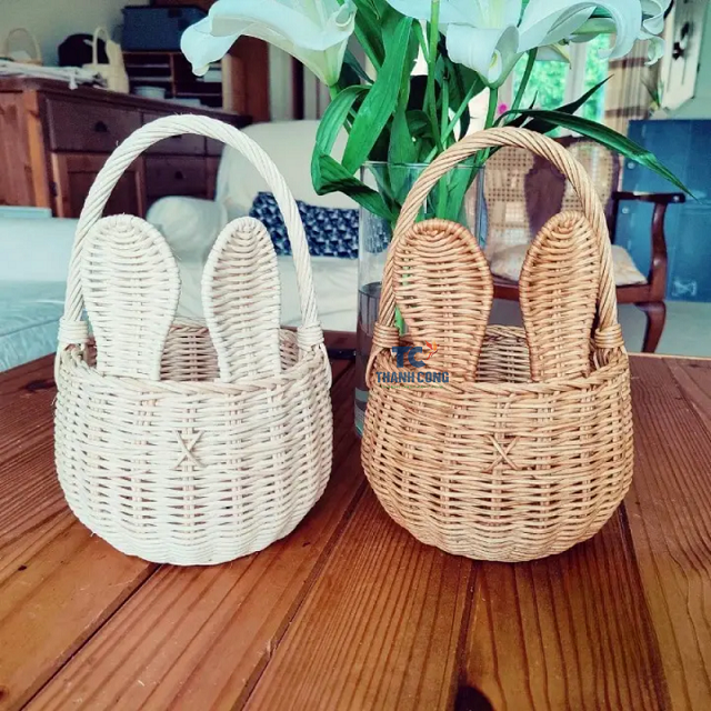 Great Convenient Creative Design Rattan Basket Attractive For Christmas Decoration Christmas Baskets