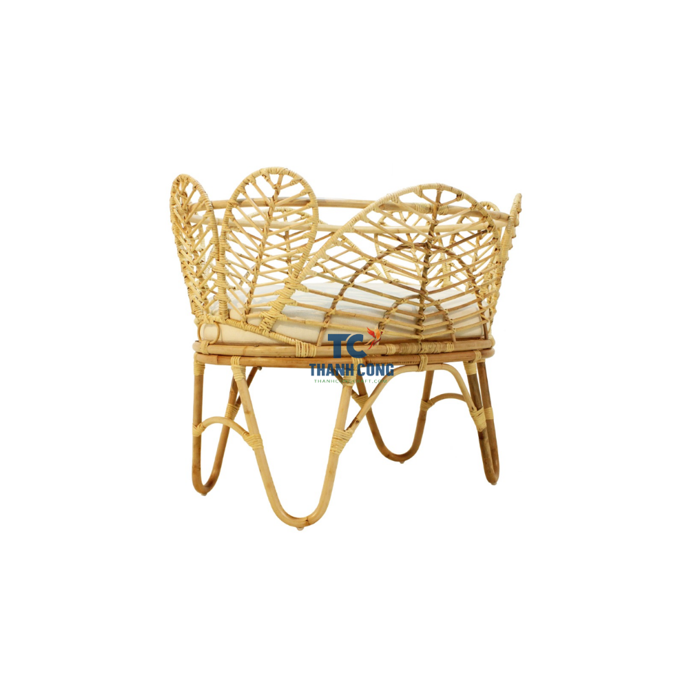 Eco-friendly Wicker Crib On Stand Handcrafted Rattan Baby Crib Woven Rattan Baby Cot Nursery Rustic Crib For Newborn Baby Room