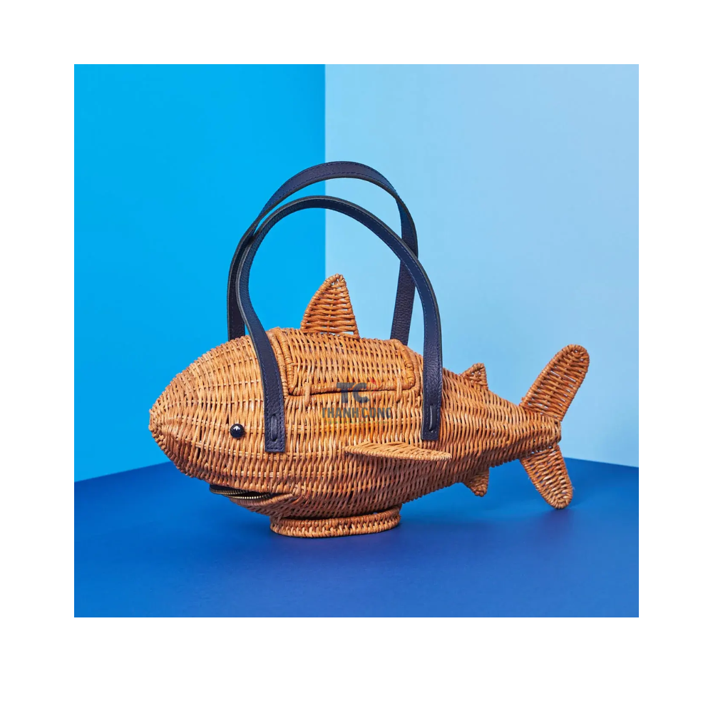 Natural Fish Shaped Handmade Summer Wicker Rattan Red Apple Handbags Woven Handbag Wholesales Price