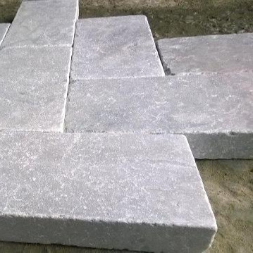 Vietnam Cheap Blue Limestone Tumbled 15x15x2 For Paving Garden Floor Decorative Floor Asian Bluestone Cheap Price Factory