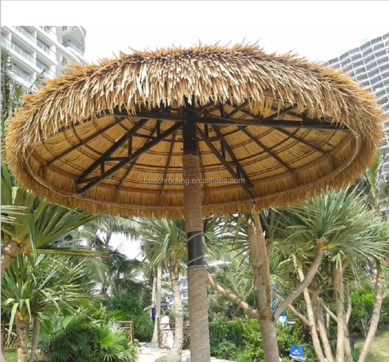 New PVC PE artificial straw synthetic thatch umbrella gazebo