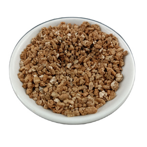 Fireproof 2-4mm Expanded Vermiculite For Fragrant Stone