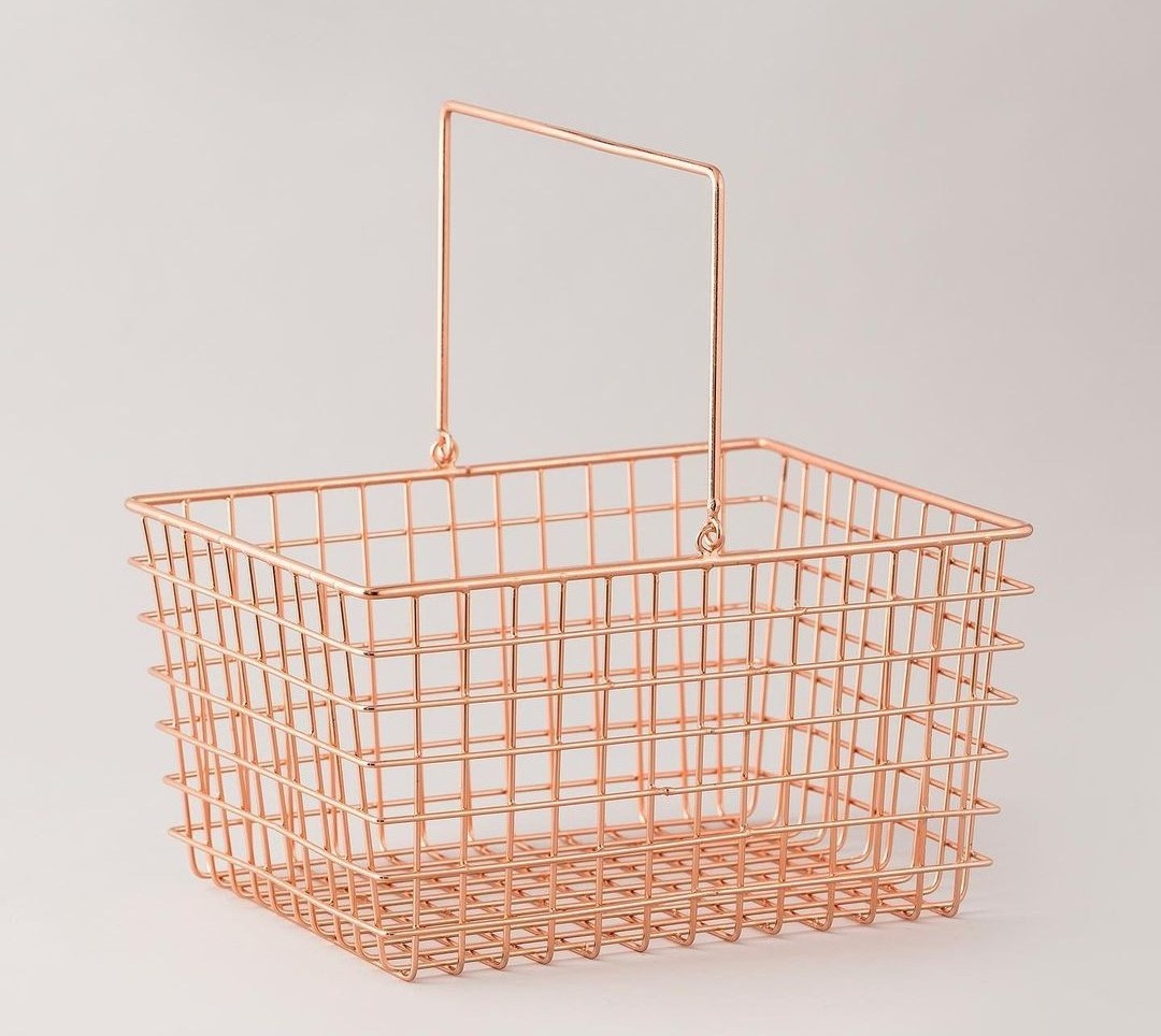 Modern Storage Container Basket Kitchenware Home Hotel Restaurant Copper Color Storage Container Wire Fruit and Vegetable Basket