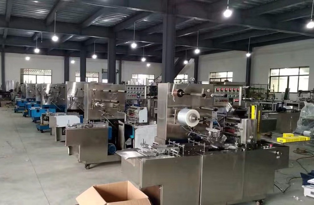 Automatic Soap Chocolate Perfume Cigarette Box Bopp Film Overwrapping ...