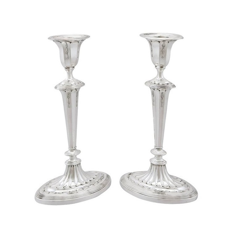 Latest Designing Aluminum Candle Stand Handmade Hammered Designing T Light Candle Holder Stand For Party Decoration