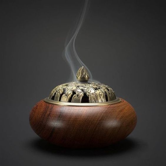 Elegant Marvelous Design Wooden Engraved  Bakhoor Burner Customized Size And Shape Incense Burner At Acceptable Price