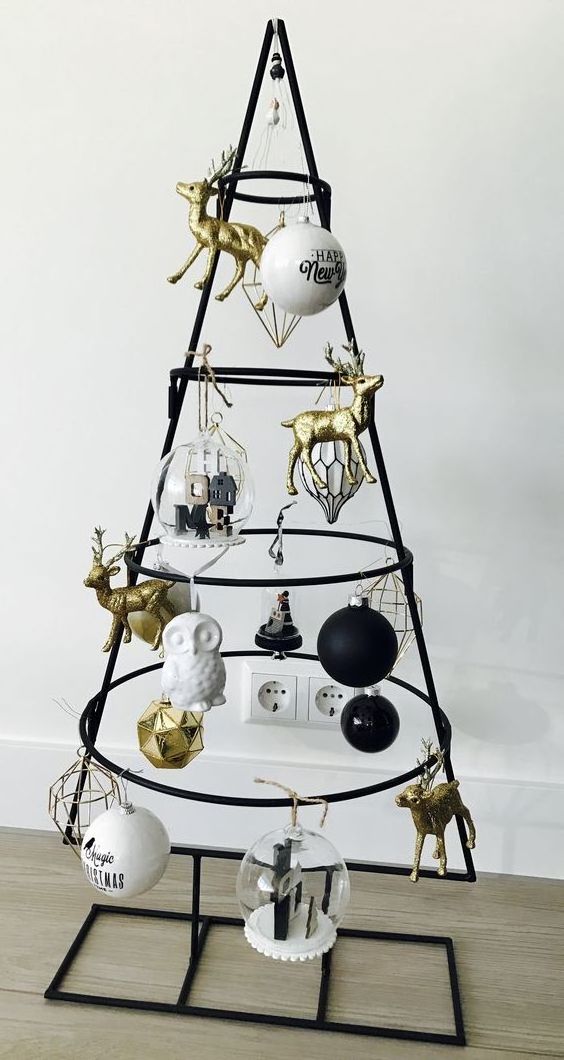 Home Decor Pre Lit Christmas Tree for Decoration Christmas Tree Holiday Indoor 3ft to 7ft black OEM Customized PVC Item Outdoor