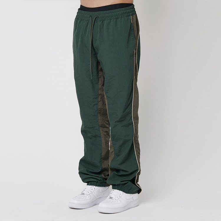 Fashion Elastic Waist Tech Pants Men Plus Size trousers Custom Sweatpants Loose Nylon Jogger Track Pants Men