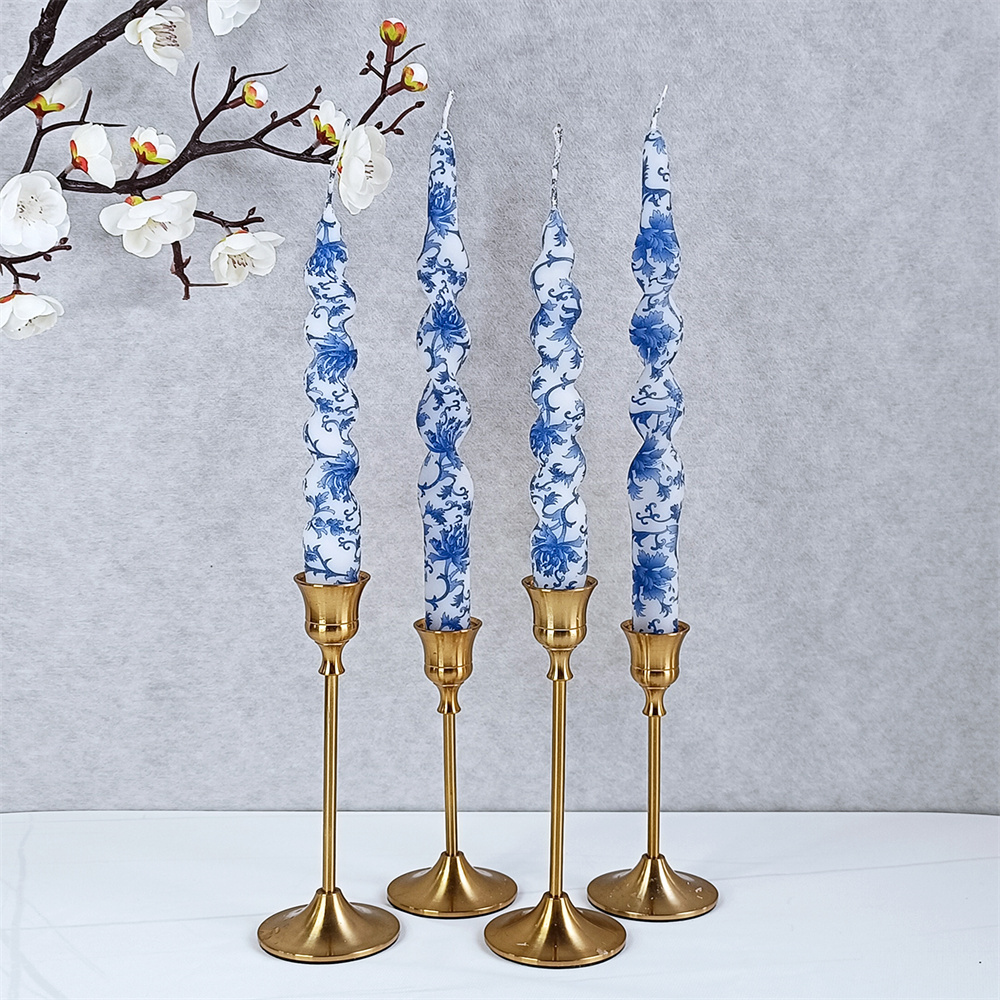 OEM/ODM Custom Painted Spiral Taper Candles Chinese Traditional Blue and White Pattern Twist Candle Dinner Floral Stick Candles