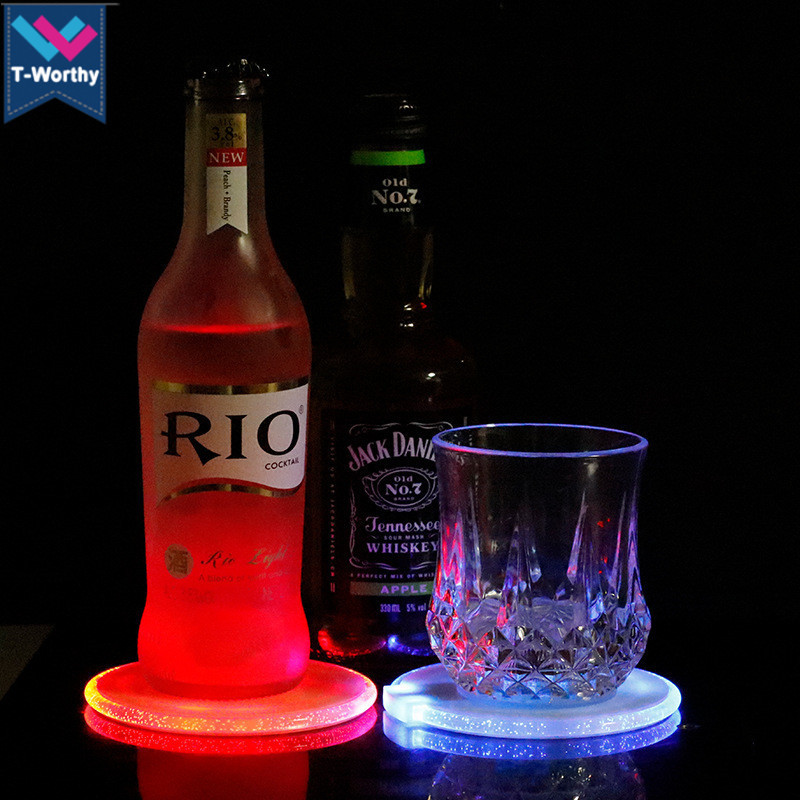 T-Worthy Night Club Gravity sensor 10cm LED Bottle Glorifier Customized Logo Light Up LED Coaster LED Beer / Wine Cup Mat