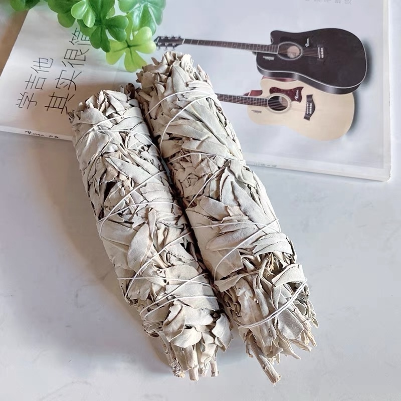 Wholesale Bulk 4 Inch 38g Organic California White Sage Smudge Bundle Candle And Palo Santo Incense In Stock For Reiki Yoga