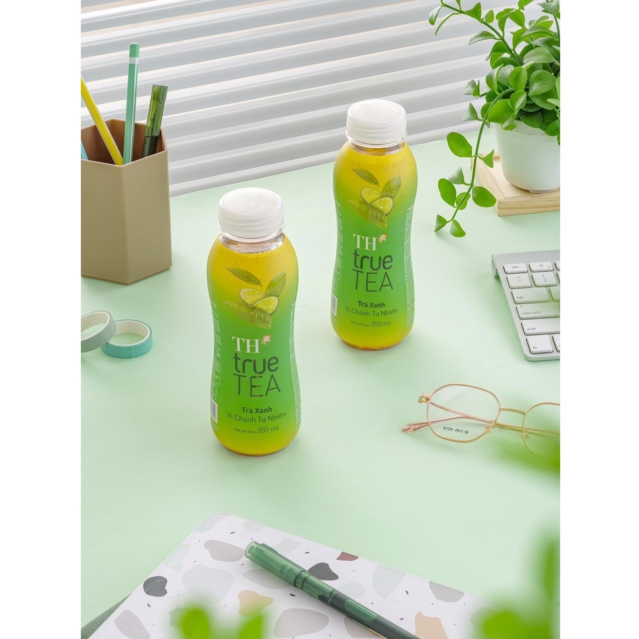 TH true TEA - Natural Lemon Flavor Green Tea - 350ml Antioxidant Instant Tea Drinks Energy Bottle From Vietnam Carton Packaging