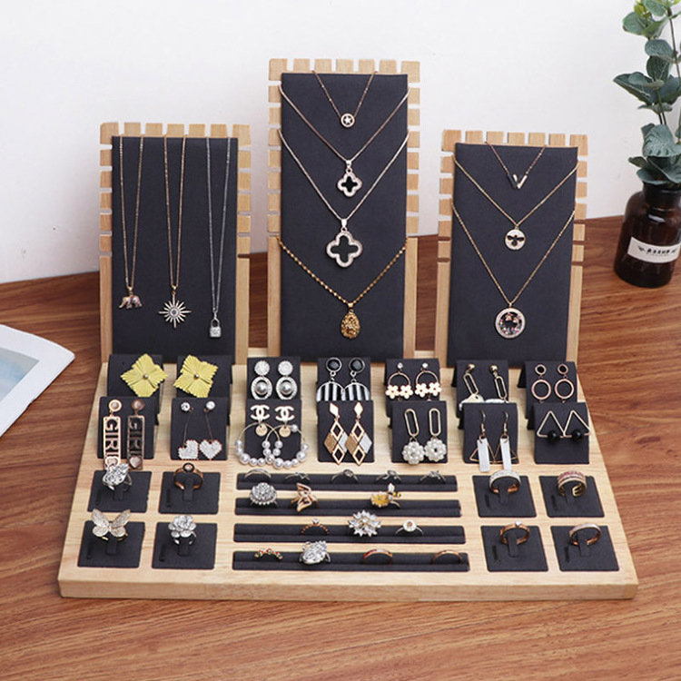 Customize Wood Green Earring Necklaces Display Stand Pendant Hanger For Women Counter Jewellery Stand Jewellery Display Props