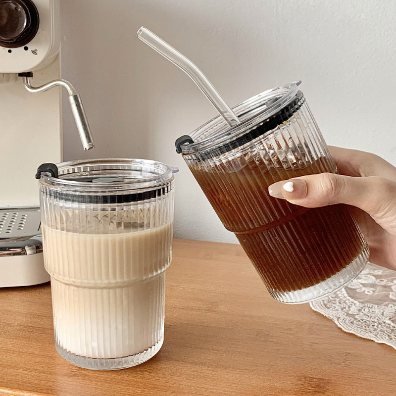 450ml Simple Stripe Coffee Glass Cup With Lid and Straw Transparent Bubble Tea Cup Juice Glass Milk Mocha Cup Breakfast Mug