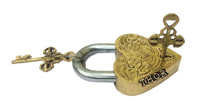 Heart Shape Padlock with 2 Keys Combination Locks for Gates Toolbox  Fully Functional Brass key Lock Luggage and Home Door