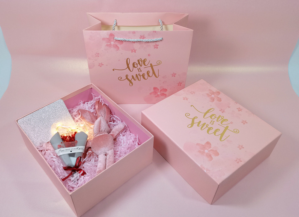 Custom Printed Pink Cardboard Gold Foil Wedding Gift Box Packaging with Lid Boxes