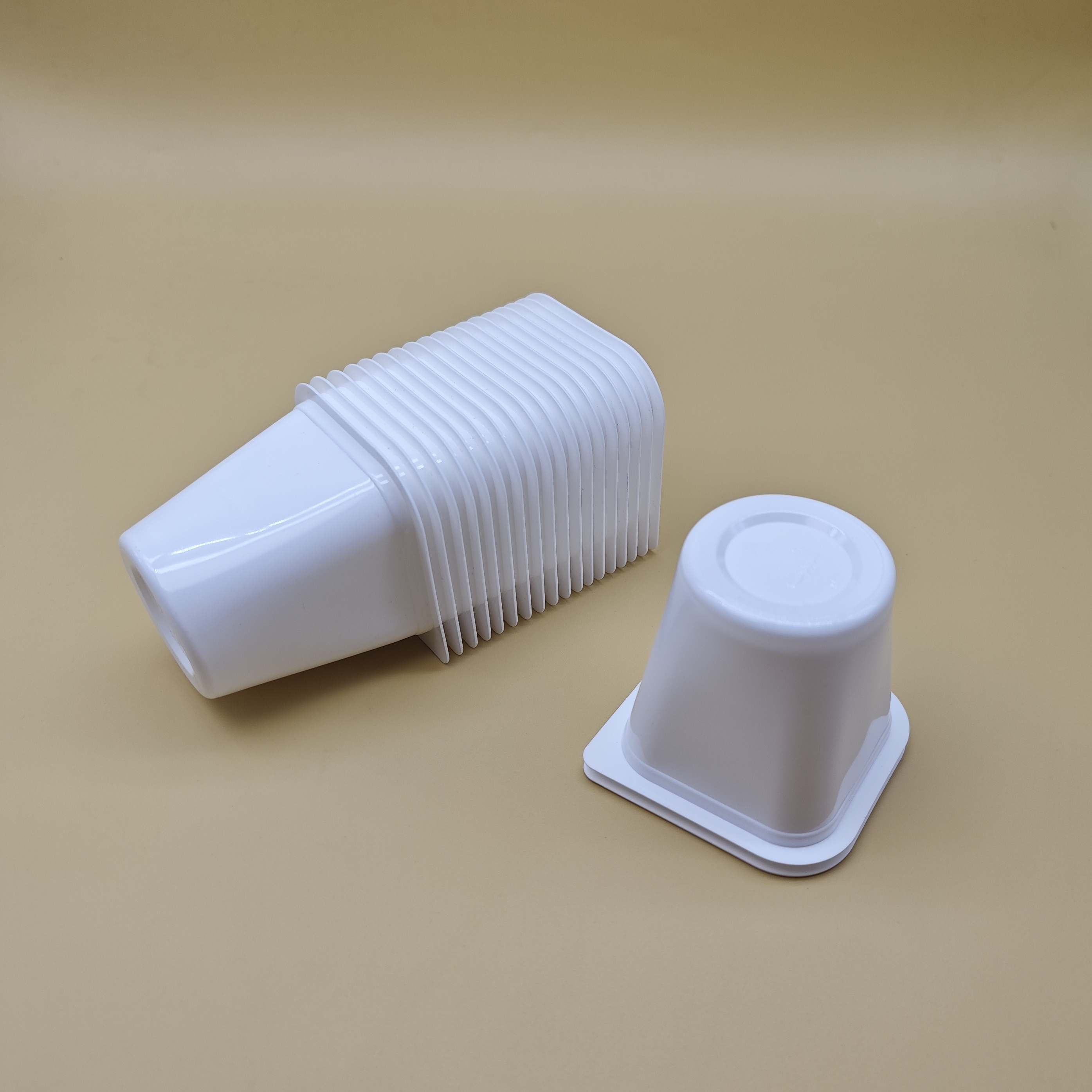 Professional Biodegradable Mini Ice Cream Containers Square Yogurt Plastic Cup Tub Good Quality Pudding Box