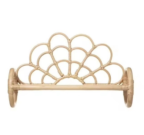 New Design Eye Catching Handwoven Natural Rattan Cloud Wall Rack Floating Wall Shelf Wicker Rattan Wall Mount Shelf 2024