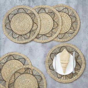 Hot sale Sedge Mat Seagrass Placemats Non-Slip Handmade Braided Dinner Tablemat Handicraft Products