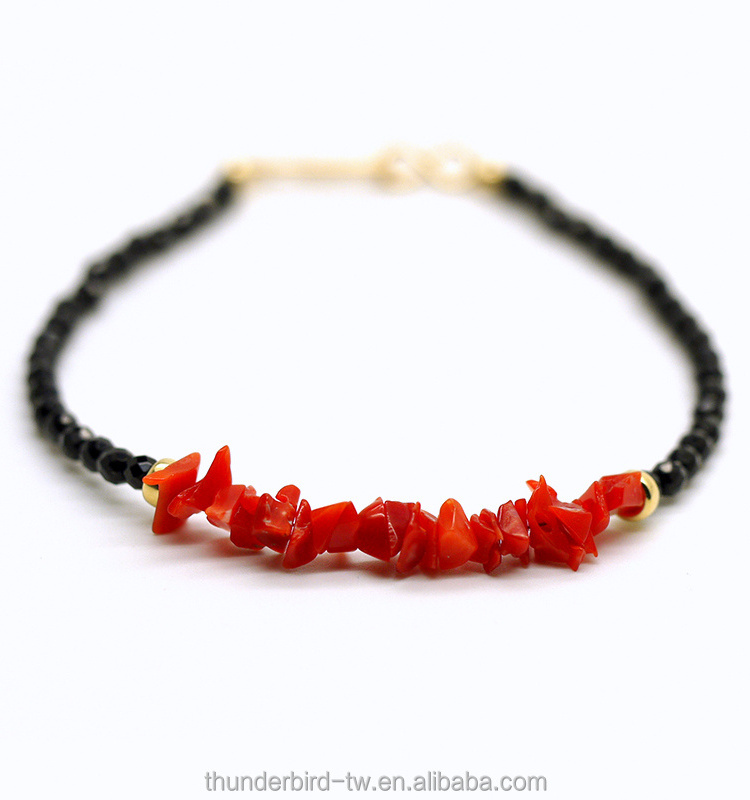 new design hot sale fashion jewelry for women gold filled 100% natural red coral crushed chips stone Black Onyx Faceted bracelet