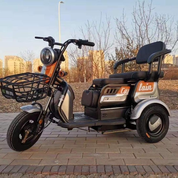 China EEC  Passenger Scooters 3 wheel Car Electric Tricycle for Elderly and Disabled People