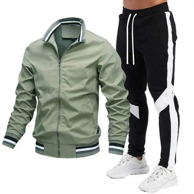 Custom made Plain Fleece Tracksuits Men Slim Fit Tracksuit for Man Summer Sportswear Customized Adults New Design Track Suit