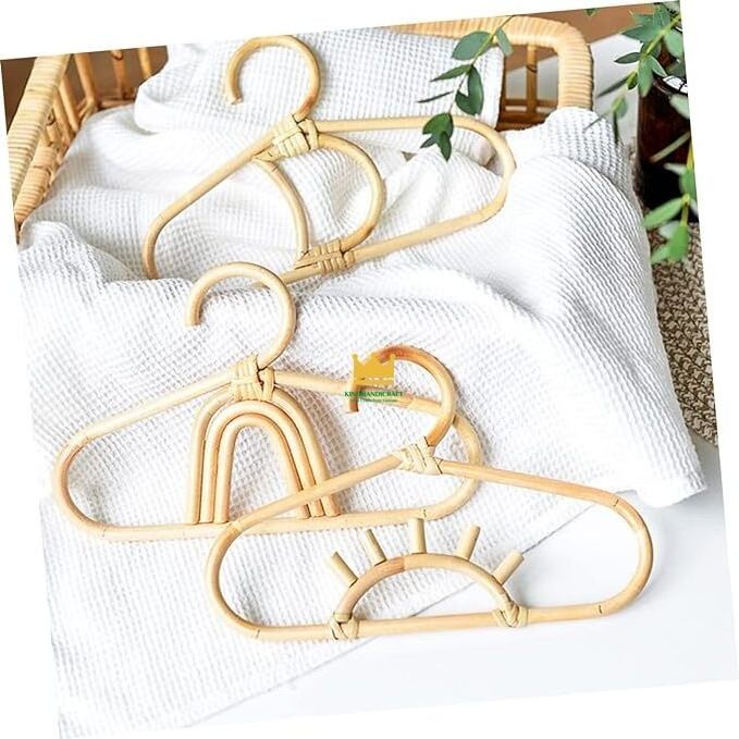 Children Hanger Kids Coat Hangers/ Toddler Hanger Baby Clothes Rack/ Kids Skirt Hangers Wholesale 2024