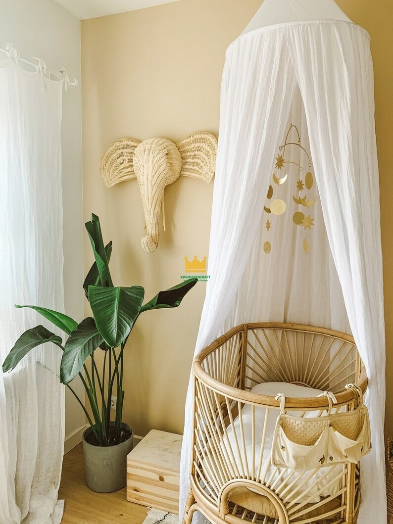 Baby room decoration model in the shape of a elephant head made of woven rattan