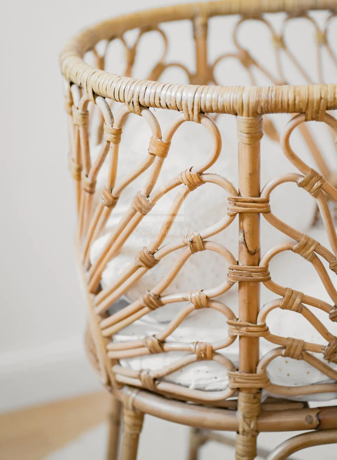 Hot sale inspired beauty rattan baby bassinets from Vietnam high quality boho chic rattan cot