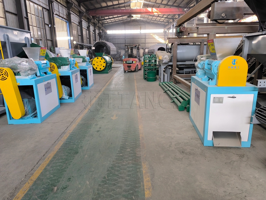 Npk Fertilizer Granulating Equipment Plant Double Roller Press Granulator Machine