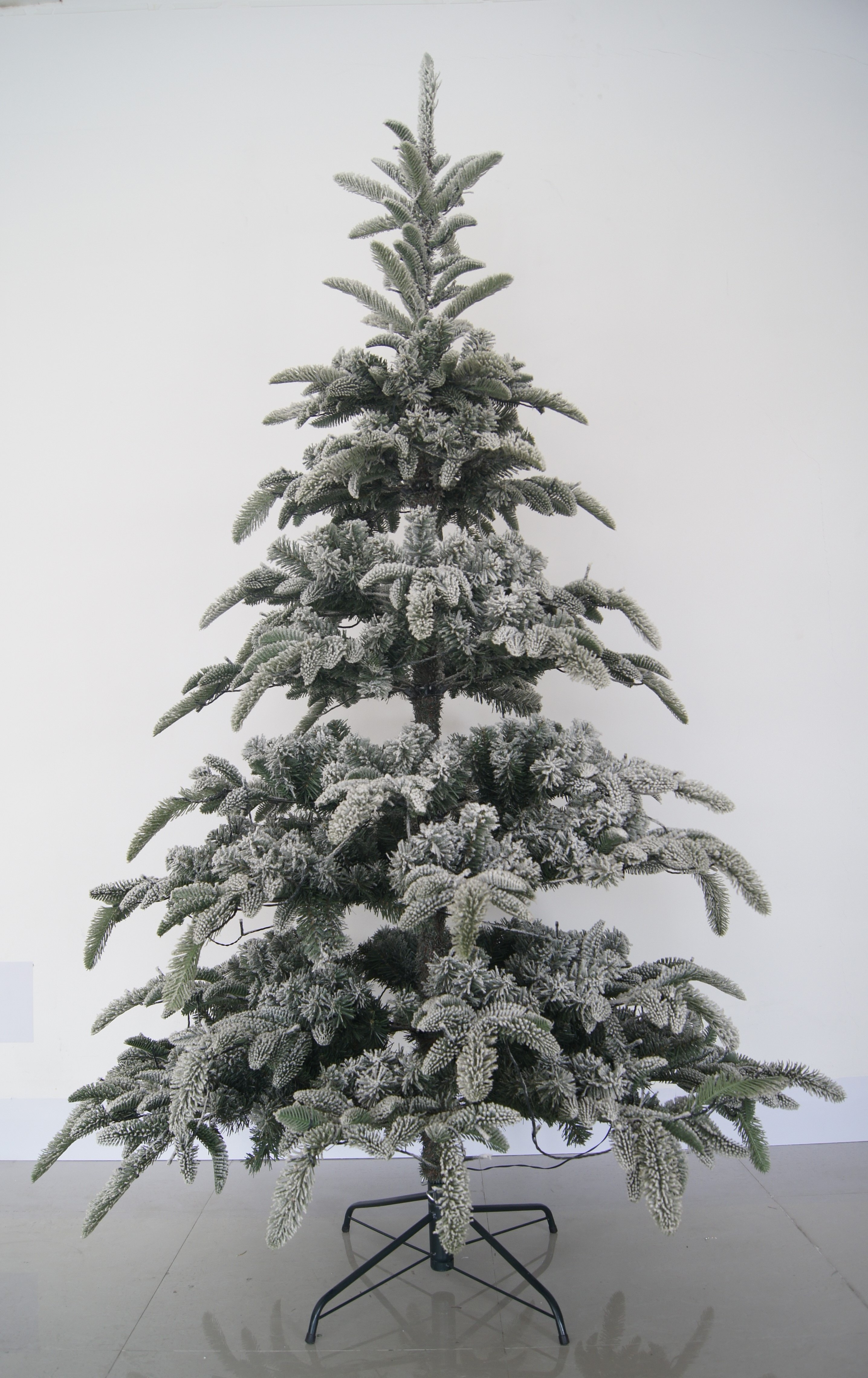 Wholesale Prelit white Snowing Christmas Tree flocked For Christmas Decoration