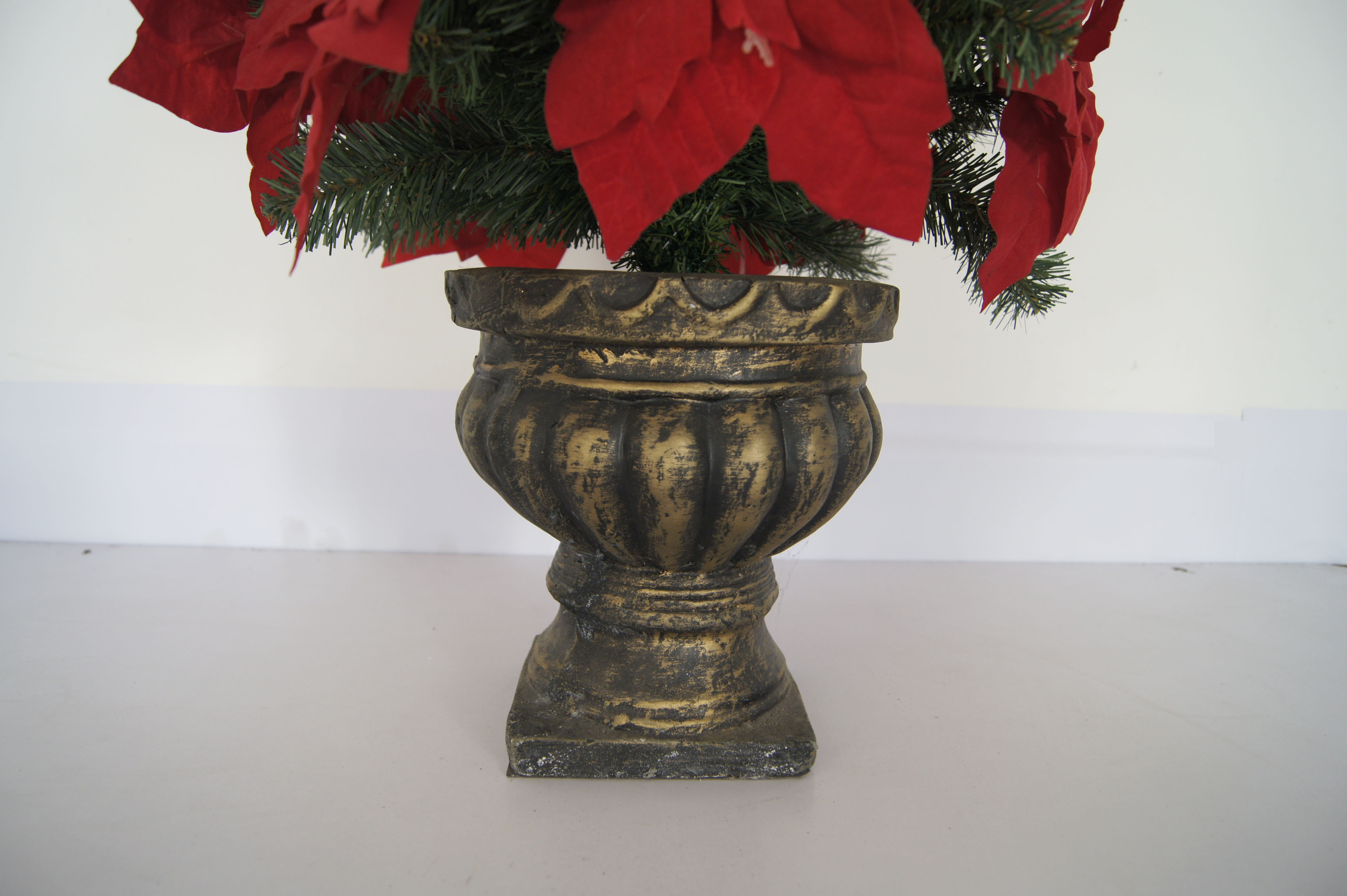 Large entrance decorative basin, tree belt, pot Christmas tree with large red flower for opening party