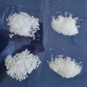 100g Magic Snow, Reusable Artificial Snow Powder for Christmas Decoration, Fake Snow for Winter Christmas Holiday Decoration