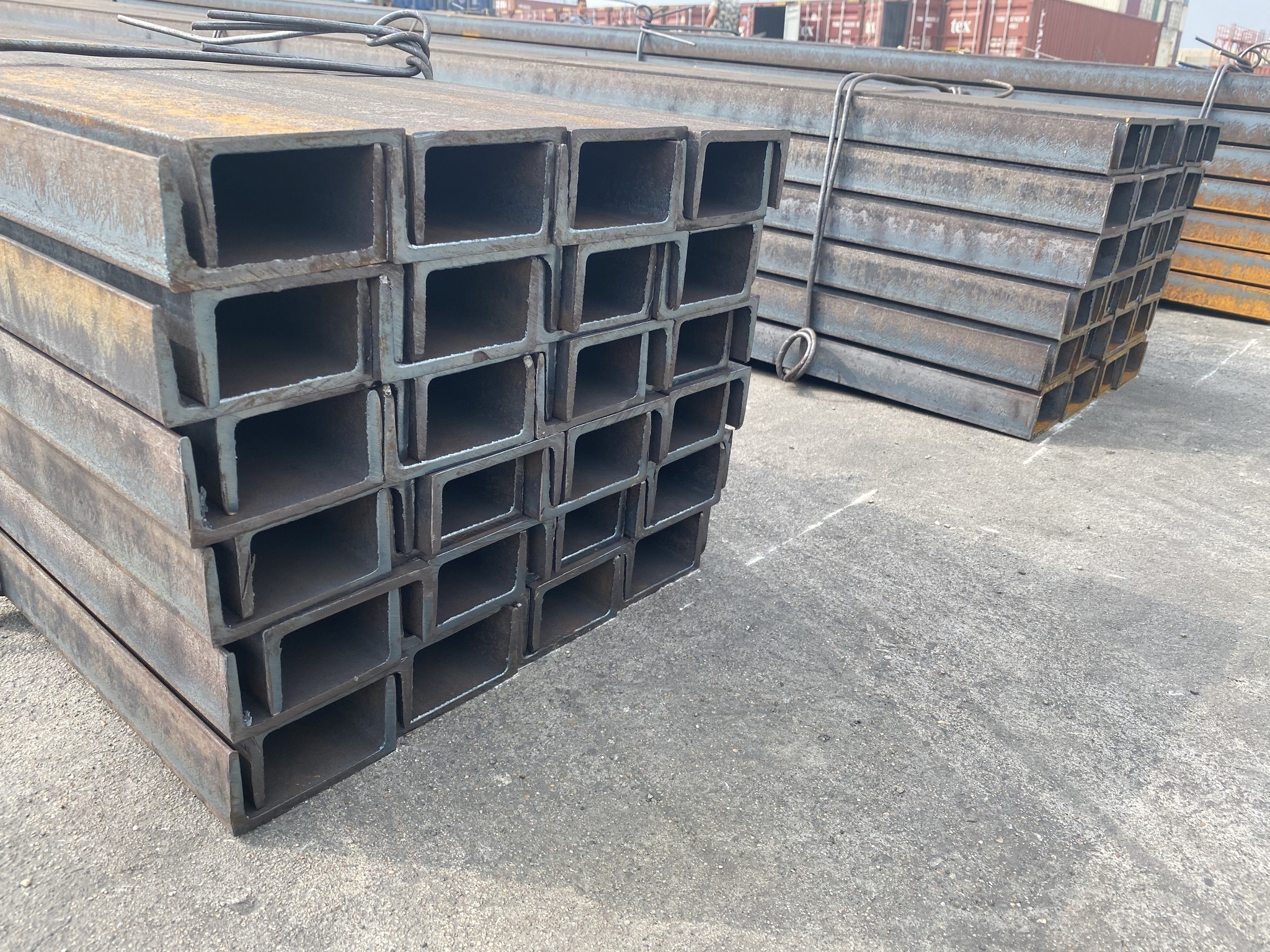 ss400 q235 st37 universal carbon c steel upn 160 u 100 steel c beam channels channel steel size 50x25 beam price per kg