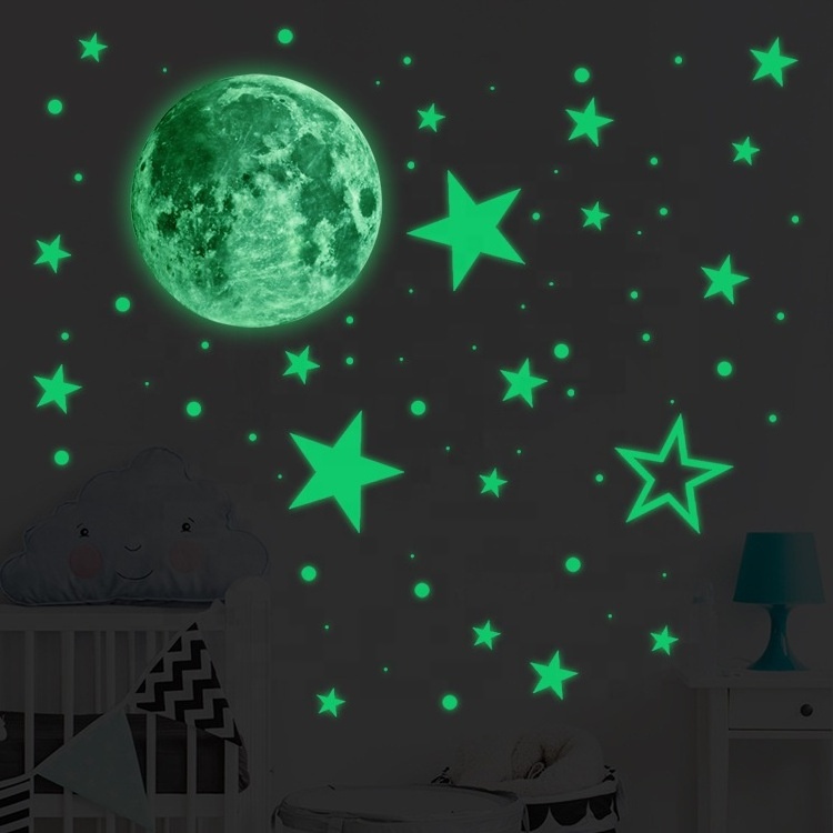 Custom wholesale 435 pcs Moon Star Home For Kids Room Decoration Glow in Dark Wall Sticker