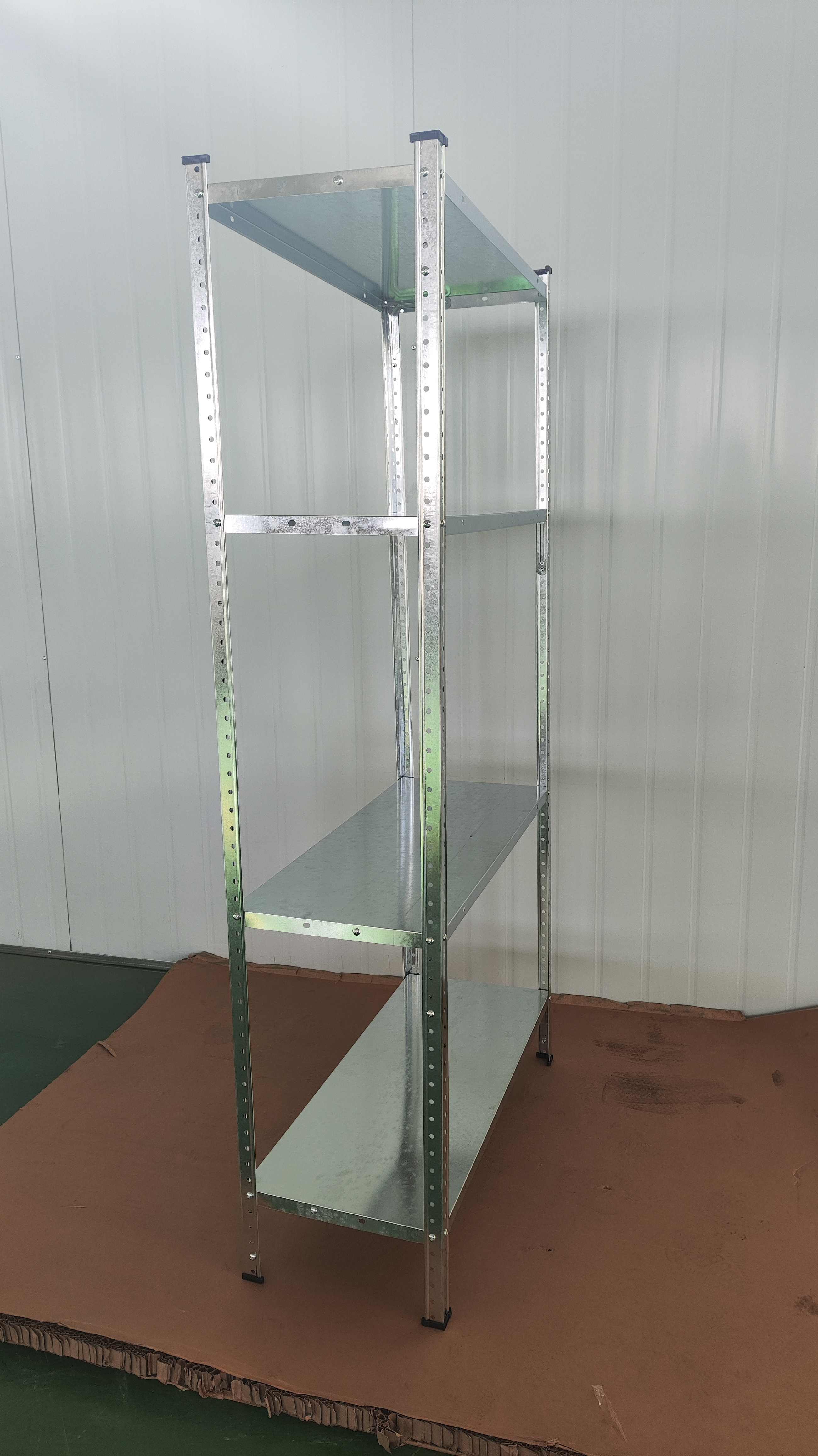 TIANHAIDA galvanized surface of slotted post angle shelving with bolts and nuts for coolroom easy assembled with bolts and nuts