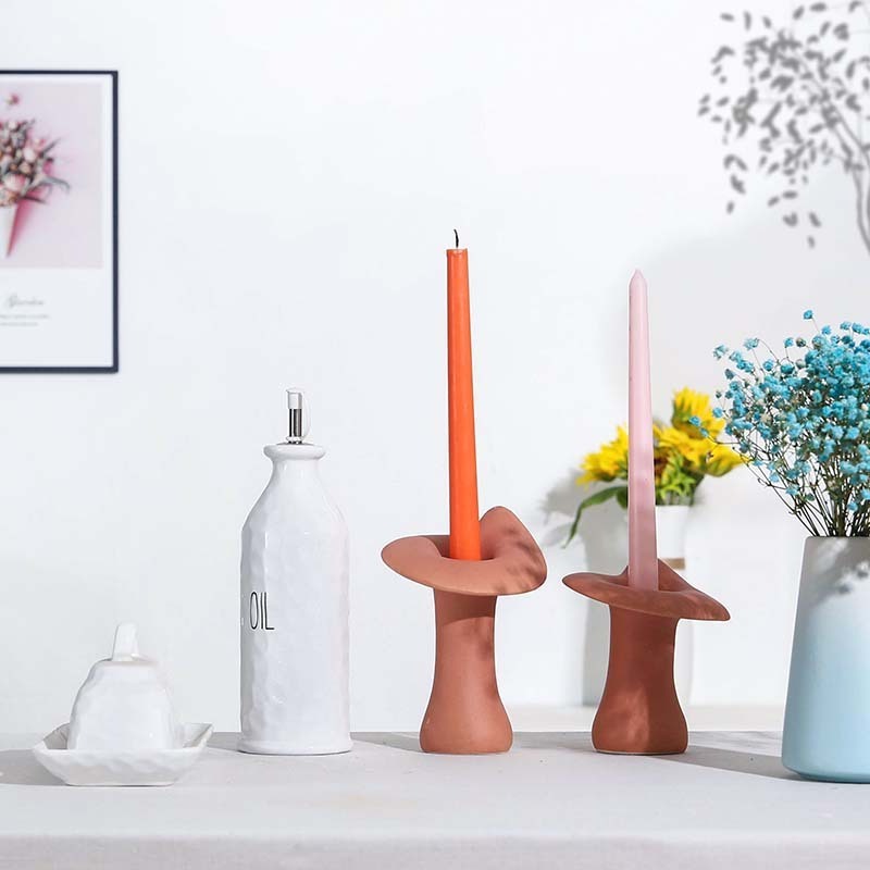 2021 Wholesale High Quality Custom nordic Creativity simple ceramic irregular Candlestick Retro style Candle Holder home decor